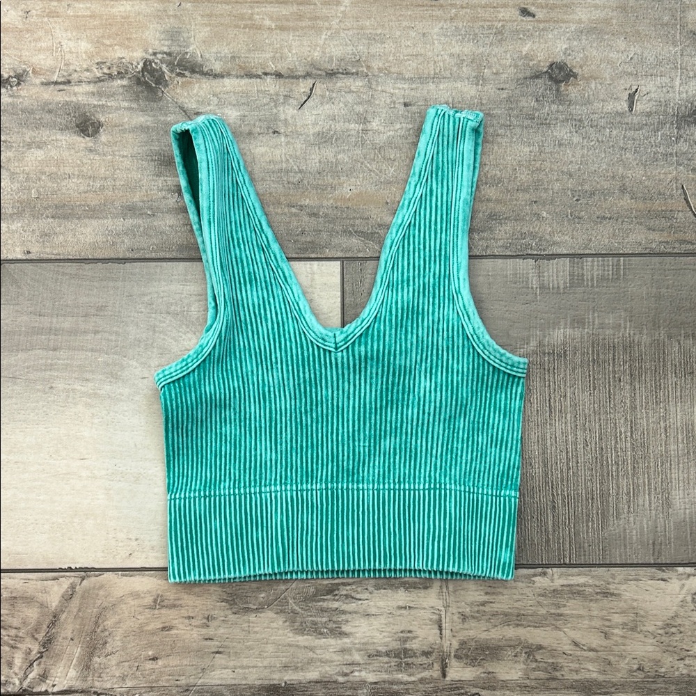 Zenana Reversible Sleeveless V-Neck Ribbed Crop Tank Top - Teal